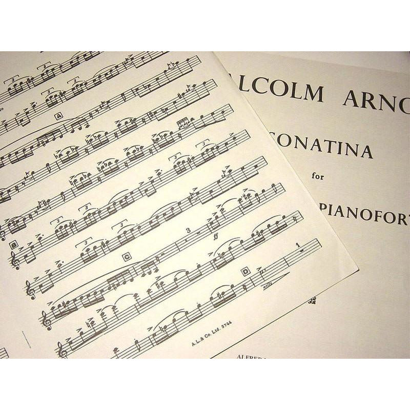 Malcolm Arnold - Sonatina Op 29 Clarinet Solo With Piano Accompaniment Book