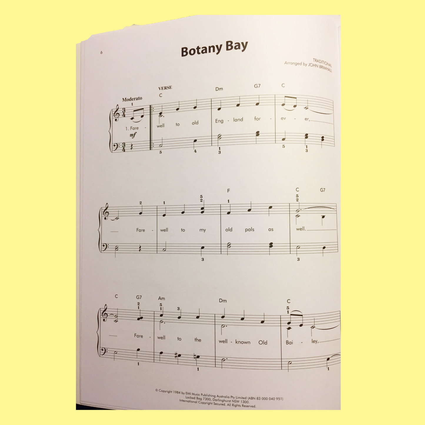 Australian Songbook For Easy Piano With Lyrics (Revised Edition)