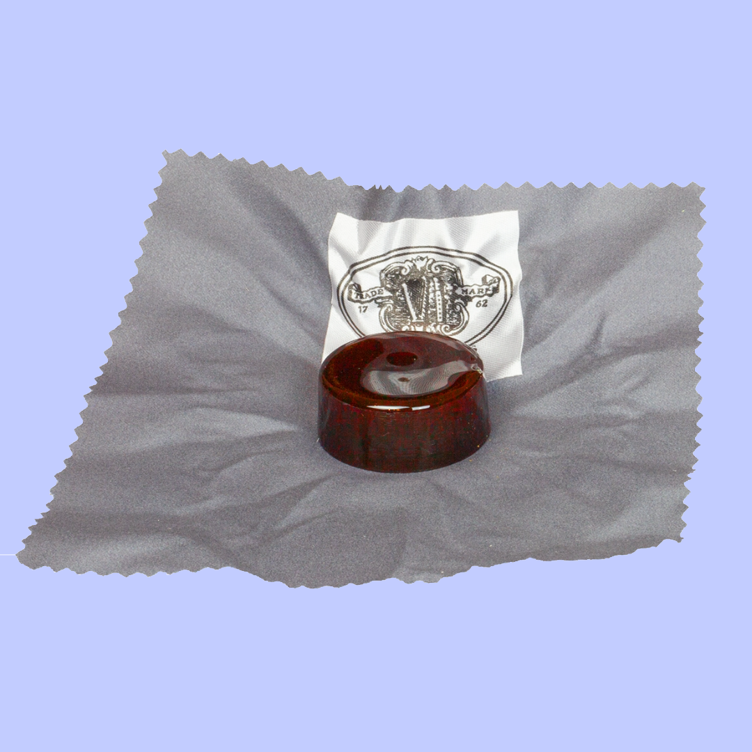 W.E. Hill & Sons 1470M Violin Light Bow Rosin with Velveteen Cloth